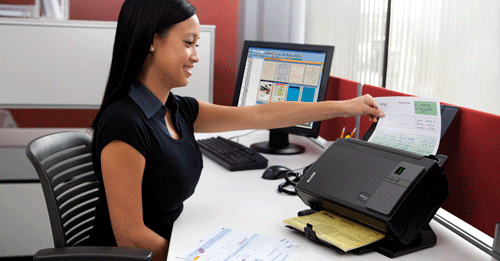 IC NE DU SCANNER SUR LE BUREAU visual data 8