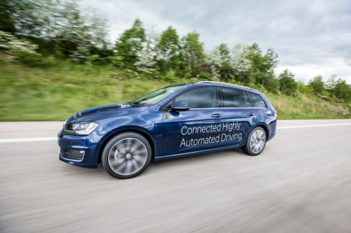 La démo des synergies entre voiture et Cloud