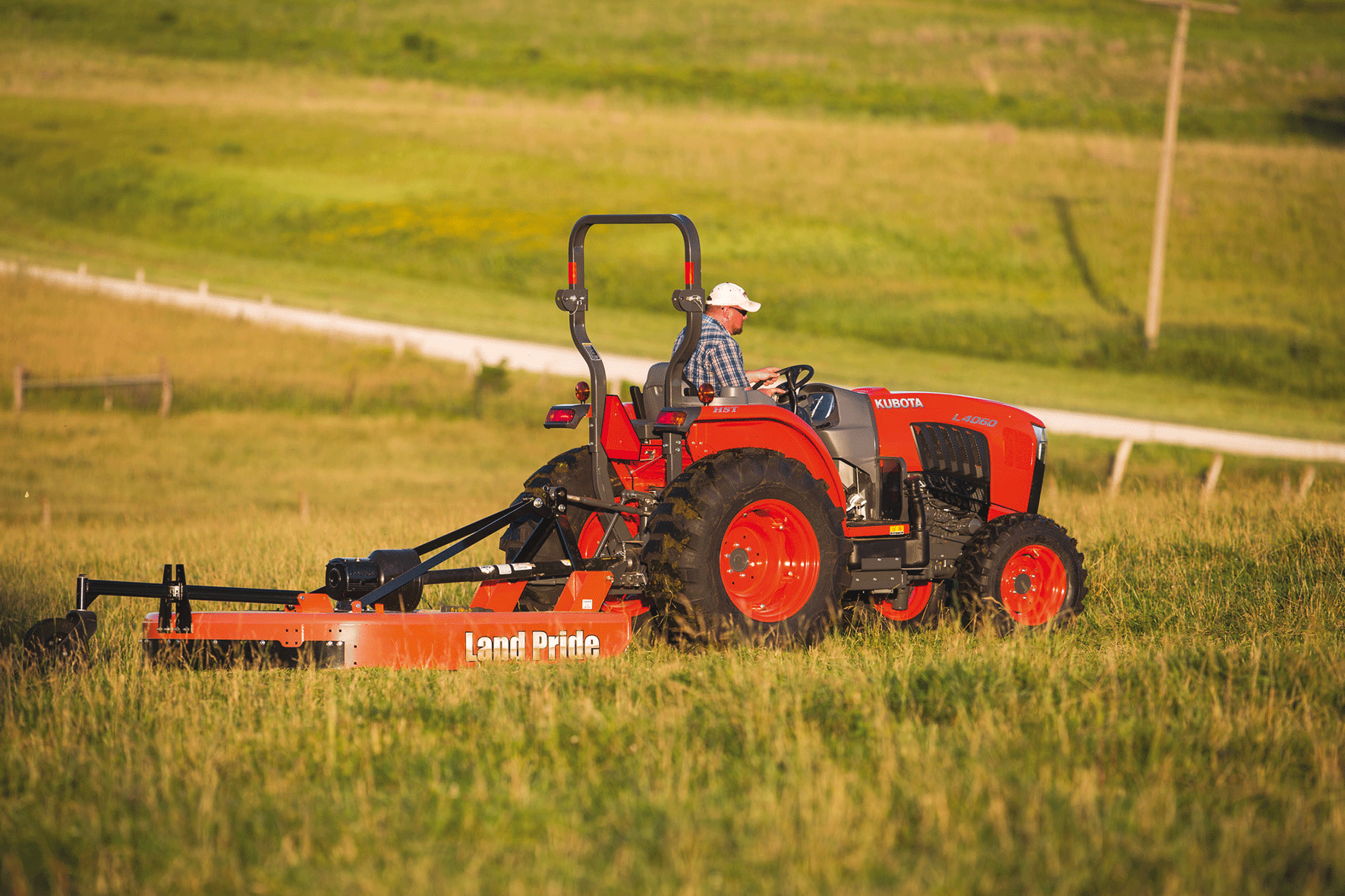0614_L4060_Mowing_6595