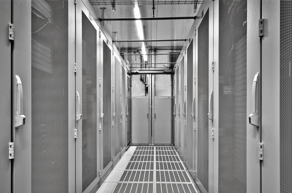 Salle serveur dans un datacenter certifié Tier IV