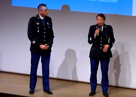 Marielle Chrisment, directrice de programme RESOgend, et Michael Fumery, Mission numérique de la Gendarmerie Nationale expliquent leur le projet de la plateforme de collaboration Marielle Chrisment et Michael Fumery