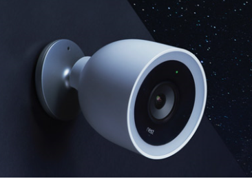 Une caméra de sécurité d'extérieur Nest caméra de sécurité