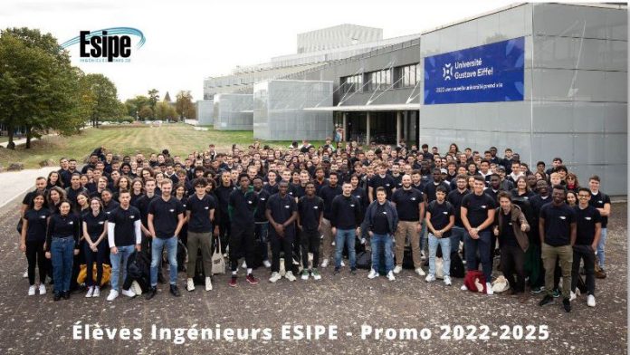 Les étudiants et étudiantes de l'ESIPE vont s'unir avec ceux d'ESIEE Paris. Crédit: ESIPE